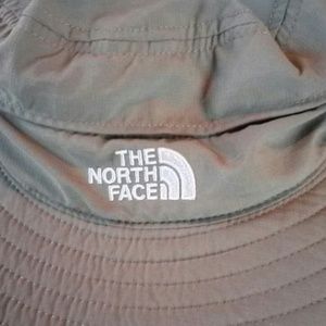 North face hat Unisex EUC